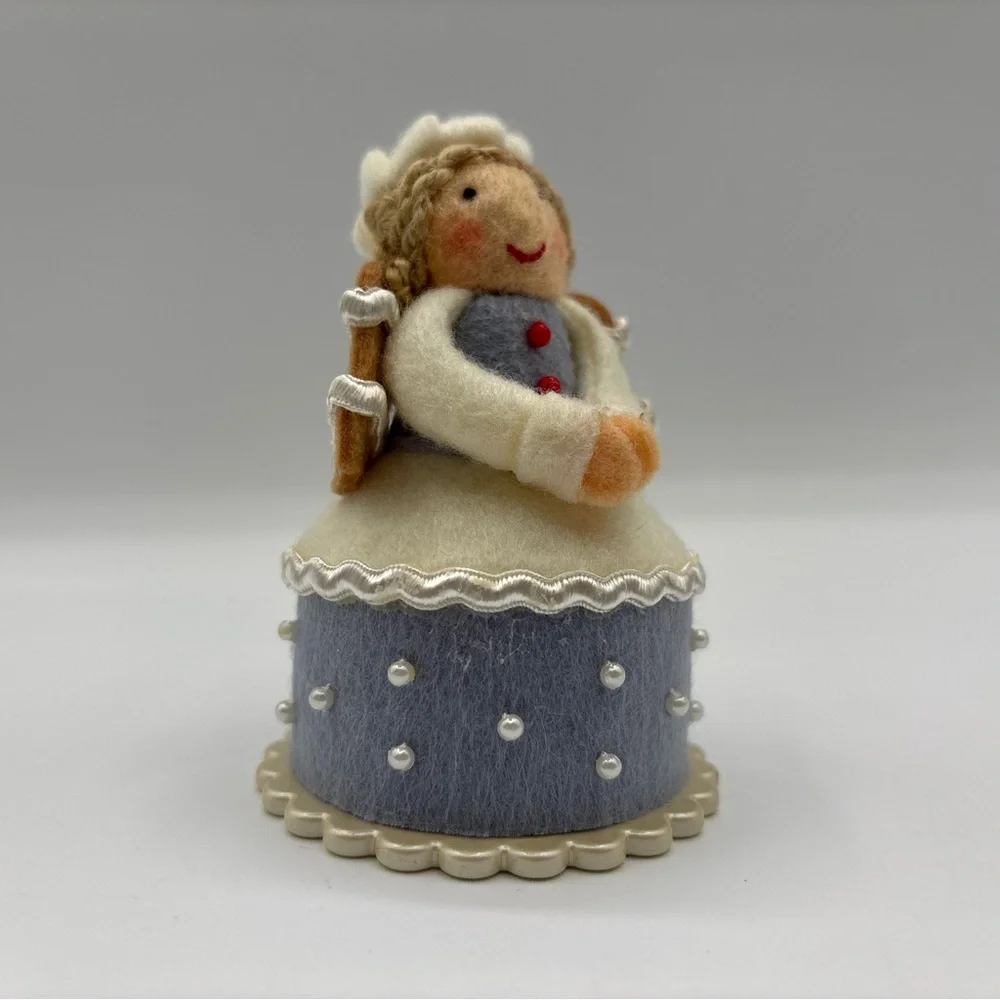 Hallmark Keepsake 2012 Sweet Angel‎ Cake Christmas Tree Ornament Handcrafted